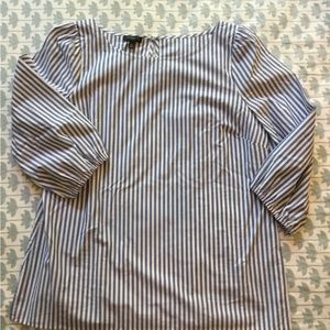 TALBOTS Med 3/4 sleeve Blue striped blouse 100% cotton, zip side, petite medium.